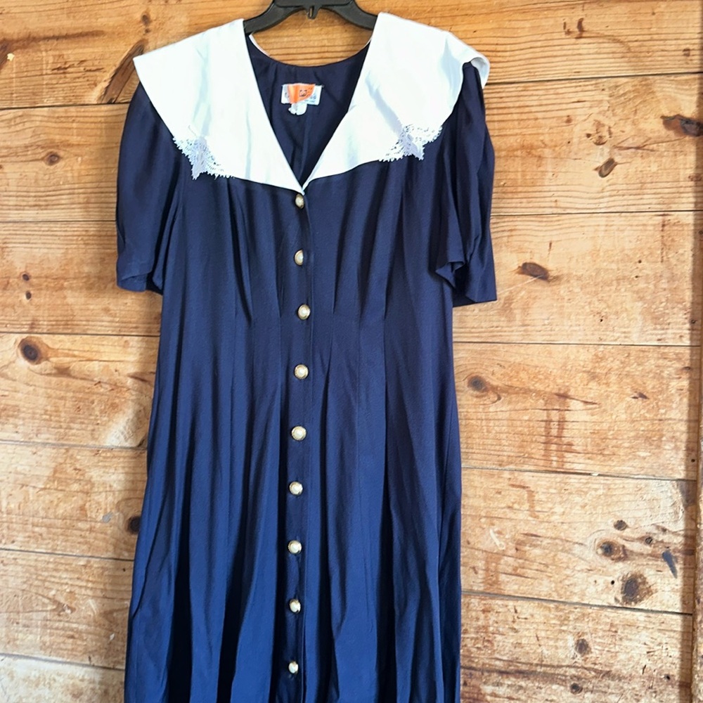 Vintage Ultra Dress Peter Pan Collar Navy Blue and White Modest